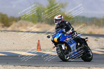 media/Mar-28-2022-Superbike Trackdays (Mon) [[b8603d0f67]]/Open Track Time/Turn 7/